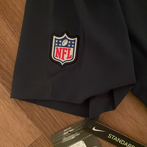 NWT Nike Seahawks Polo, Size L - Picture 6 of 6